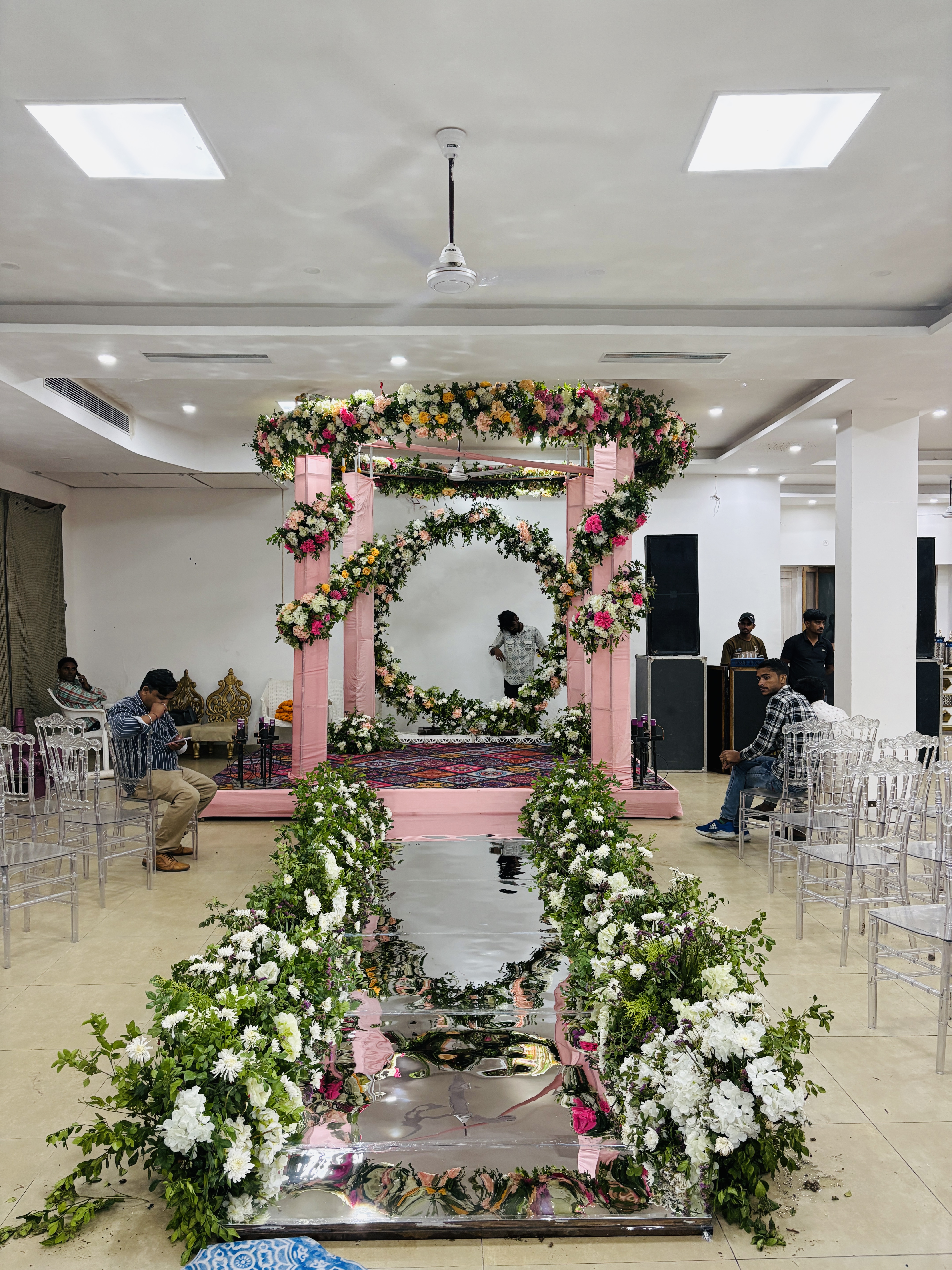 Indoor wedding decor photo at Corbett Wild Resort